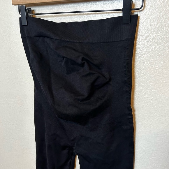 BLANQI EVERYDAY
Maternity Belly Support Leggings - Picture 4 of 5